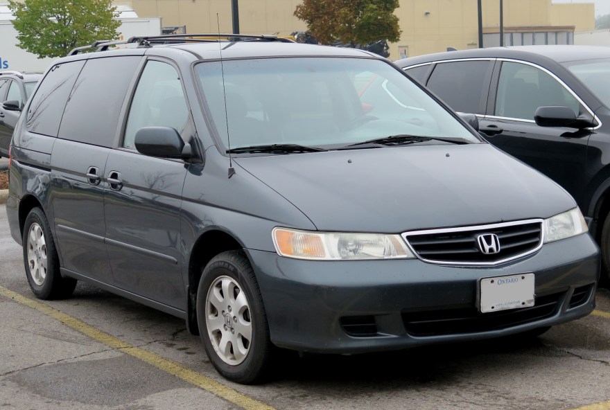 Picture of: File: Honda Odyssey EX in Sage Brush Pearl, Front Right, –